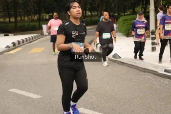 Runner Photo 4265988