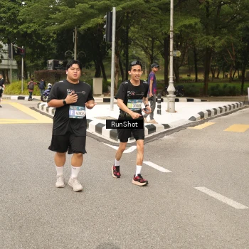 Runner Photo 4265995