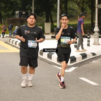 Runner Photo 4265997