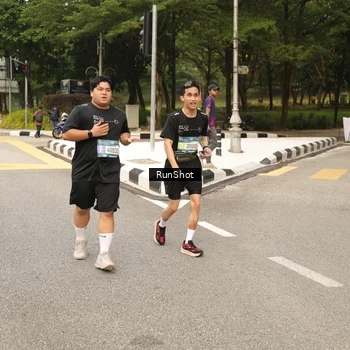 Runner Photo 4265999