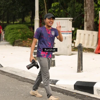 Runner Photo 4266055