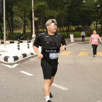 Runner Photo 4266079