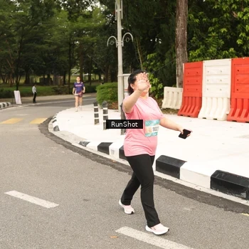 Runner Photo 4266082