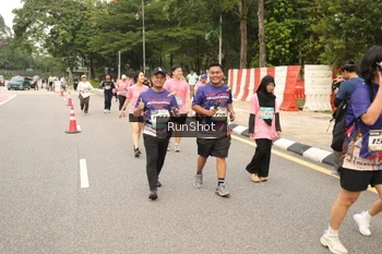 Runner Photo 4266103