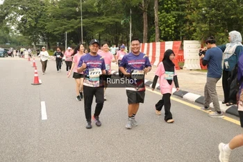 Runner Photo 4266111