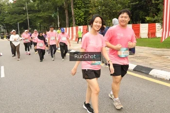 Runner Photo 4266125