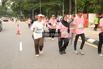 Runner Photo 4266135