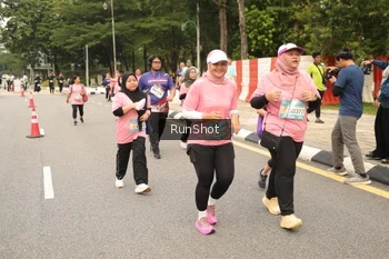 Runner Photo 4266153