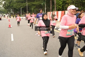 Runner Photo 4266159