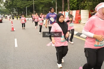Runner Photo 4266161