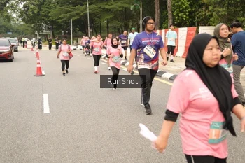 Runner Photo 4266168