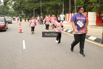 Runner Photo 4266170