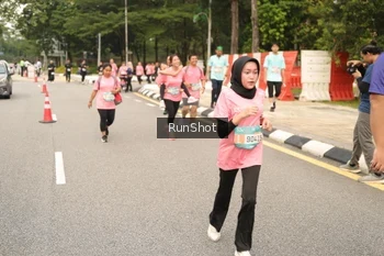 Runner Photo 4266178