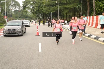 Runner Photo 4266182