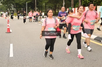 Runner Photo 4266189