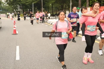 Runner Photo 4266191