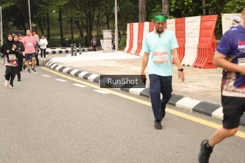 Runner Photo 4266200