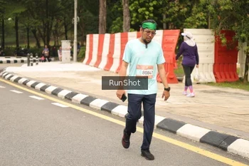 Runner Photo 4266209