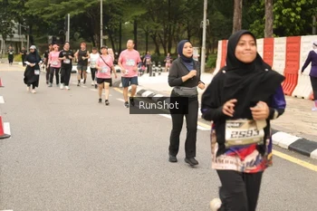 Runner Photo 4266220