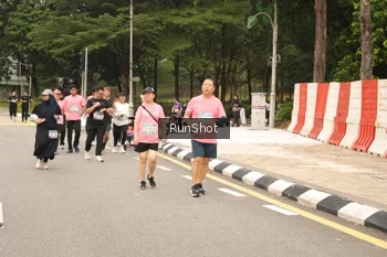 Runner Photo 4266227