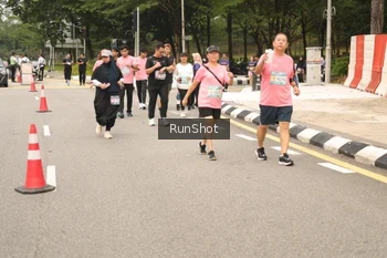 Runner Photo 4266237