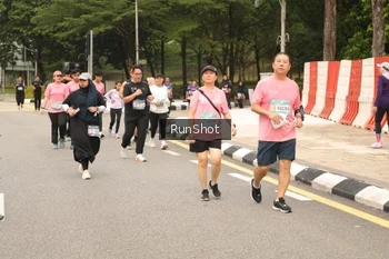 Runner Photo 4266238