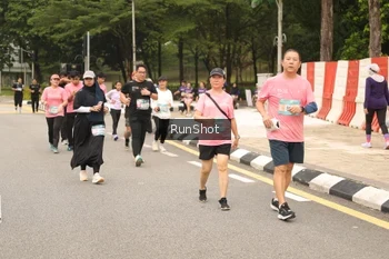 Runner Photo 4266240