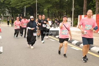Runner Photo 4266249