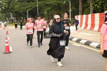 Runner Photo 4266265