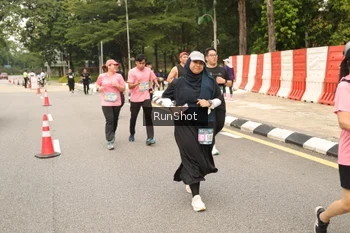 Runner Photo 4266266