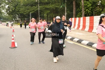Runner Photo 4266269