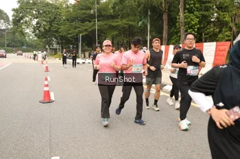 Runner Photo 4266278