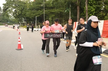 Runner Photo 4266281