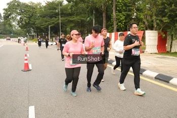 Runner Photo 4266284