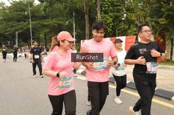 Runner Photo 4266291