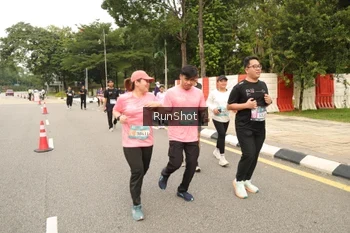 Runner Photo 4266298