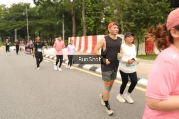 Runner Photo 4266300