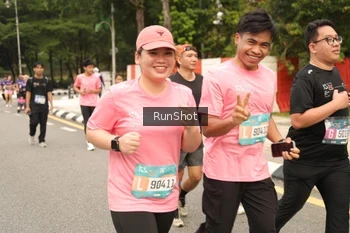 Runner Photo 4266301