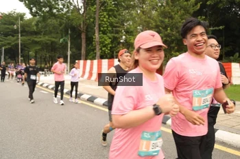 Runner Photo 4266302