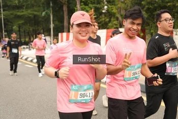 Runner Photo 4266304