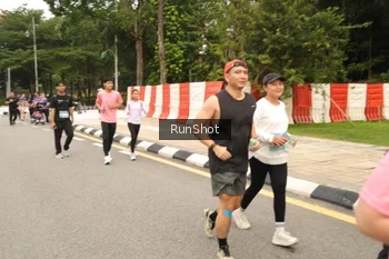 Runner Photo 4266305