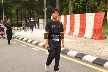 Runner Photo 4266327