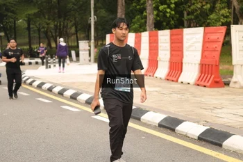 Runner Photo 4266331