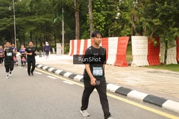 Runner Photo 4266332