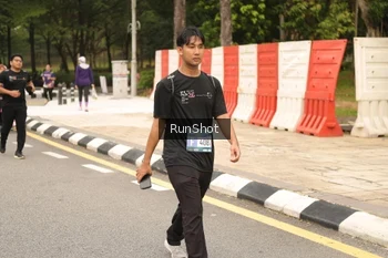 Runner Photo 4266337