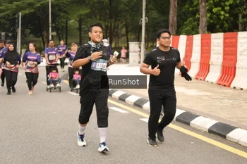 Runner Photo 4266350