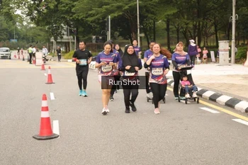 Runner Photo 4266367