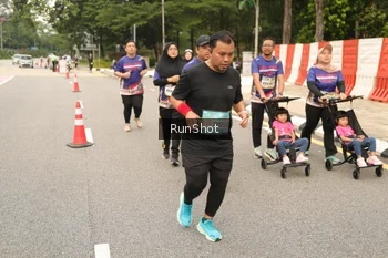 Runner Photo 4266404