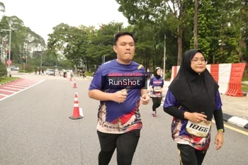 Runner Photo 4266424