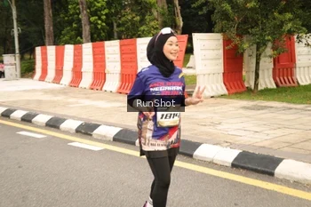 Runner Photo 4266438